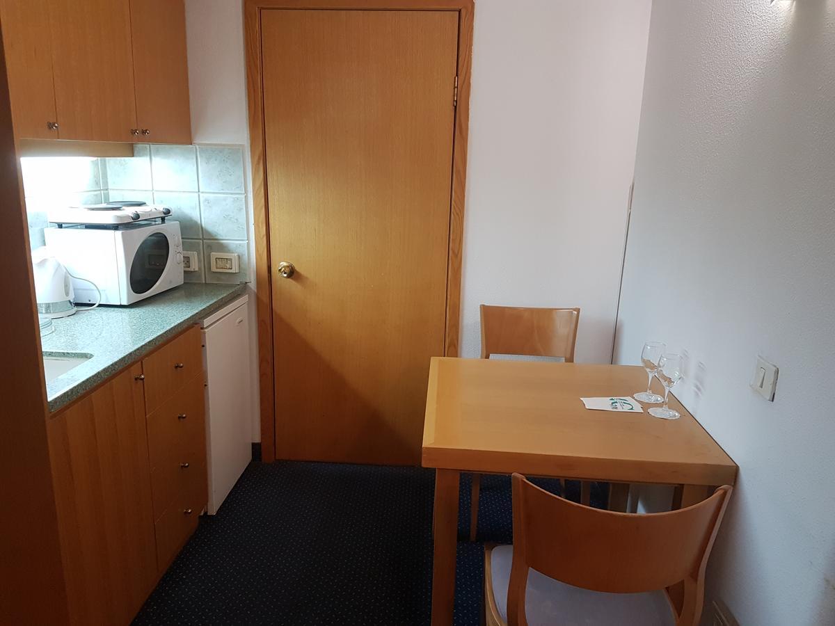 Carmel Mountain Motel Haifa Ngoại thất bức ảnh
